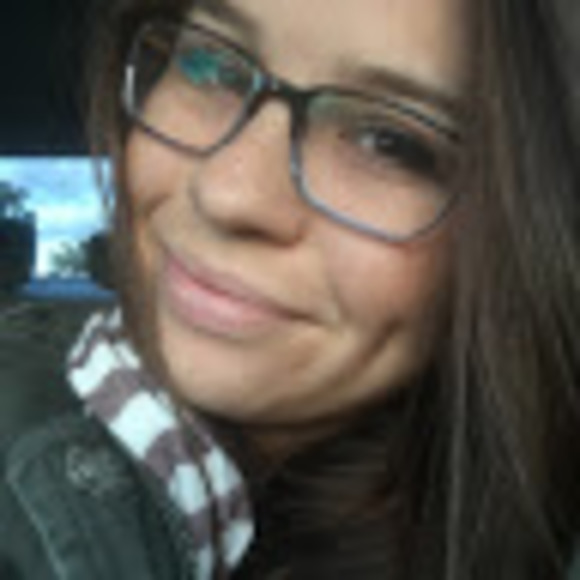 Meet your Posher, Mrs. - Picture 1 of 3